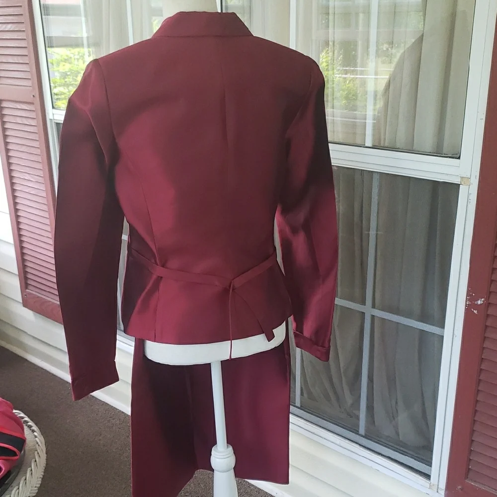 BIGIO Elegant‎ Burgundy Skirt Suit